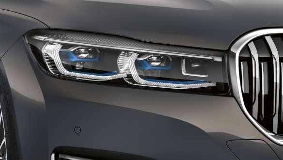 BMW 7 Series Sedan BMW laserlight BMW 7 Series Sedan: close-up of BMW laserlight