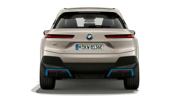 BMW iX rear view BMW iX Cashmere Silver i20 rear view
