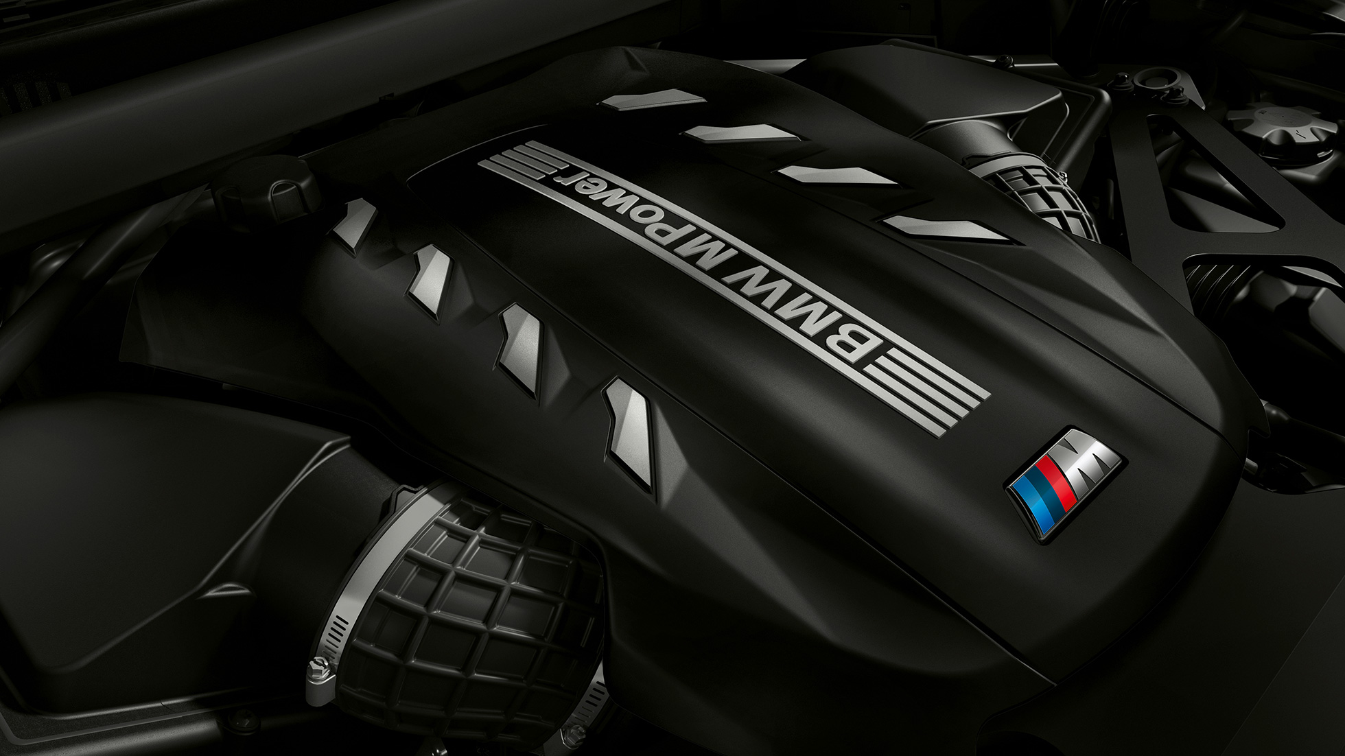 High-performance M TwinPower Turbo 8-cylinder petrol engine BMW X6 M Competition High-performance M TwinPower Turbo 8-cylinder petrol engine BMW X6 M Competition F96 2020 close-up