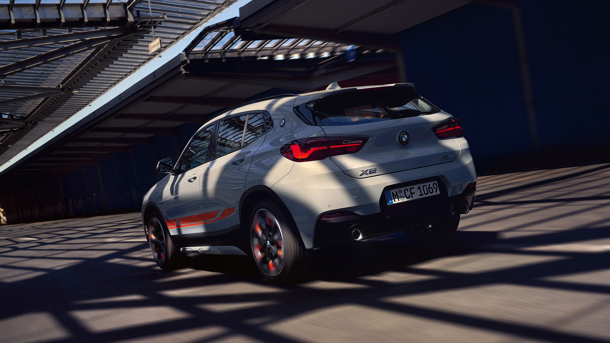 Three quarter side view BMW X2 F39 BMW X2 2018 F39 Galvanic Gold metallic three quarter side view