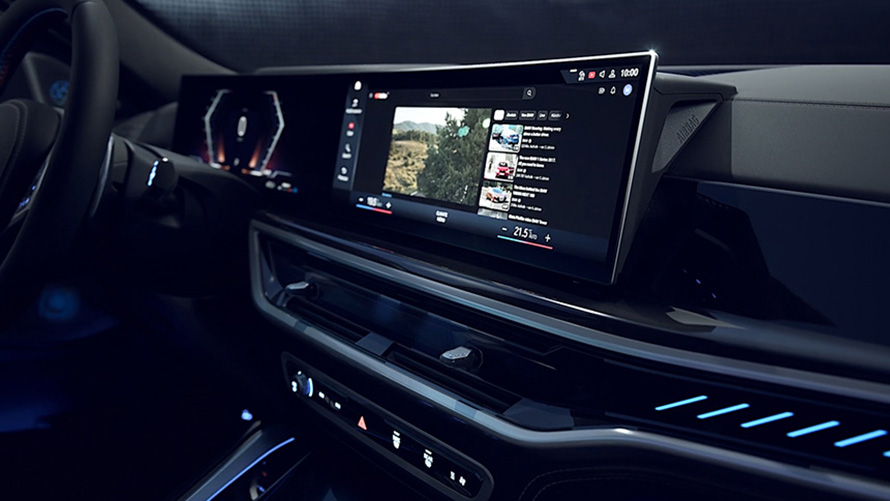 Fully integrated video streaming BMW X6 G06 LCI BMW X6 G06 LCI Fully integrated video streaming video
