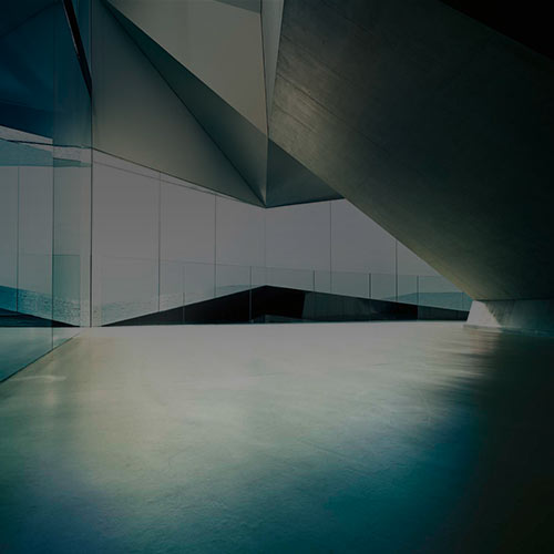 BMW X6 G06 2019 three-quarter front view configuration Essence xDrive30d Sparkling Brown